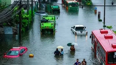 Thailand-Travel-Alert-Updated-After-Severe-Flooding.jpg