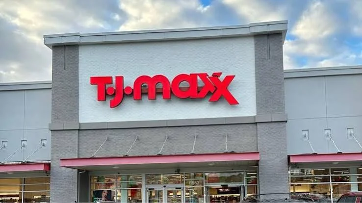 Is-TJ-Maxx-Closing-Why-Searches-Suddenly-Exploded.jpg