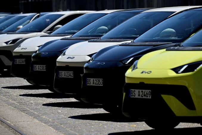 UK-Car-Sales-Jump-as-EVs-and-Chinese-Brands-Gain-Ground.jpg