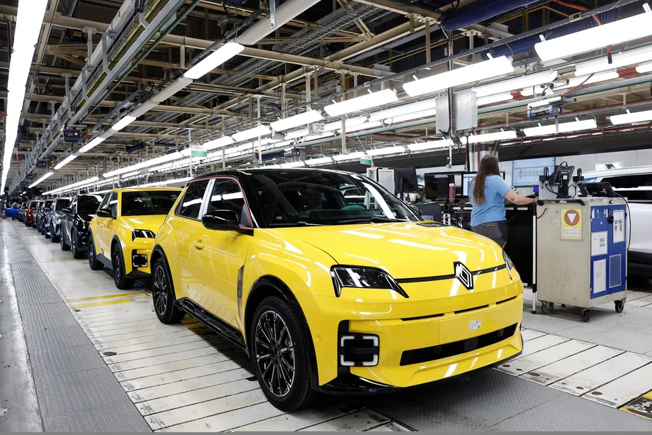 Europe-s-EV-Market-Hits-Major-Milestone.avif